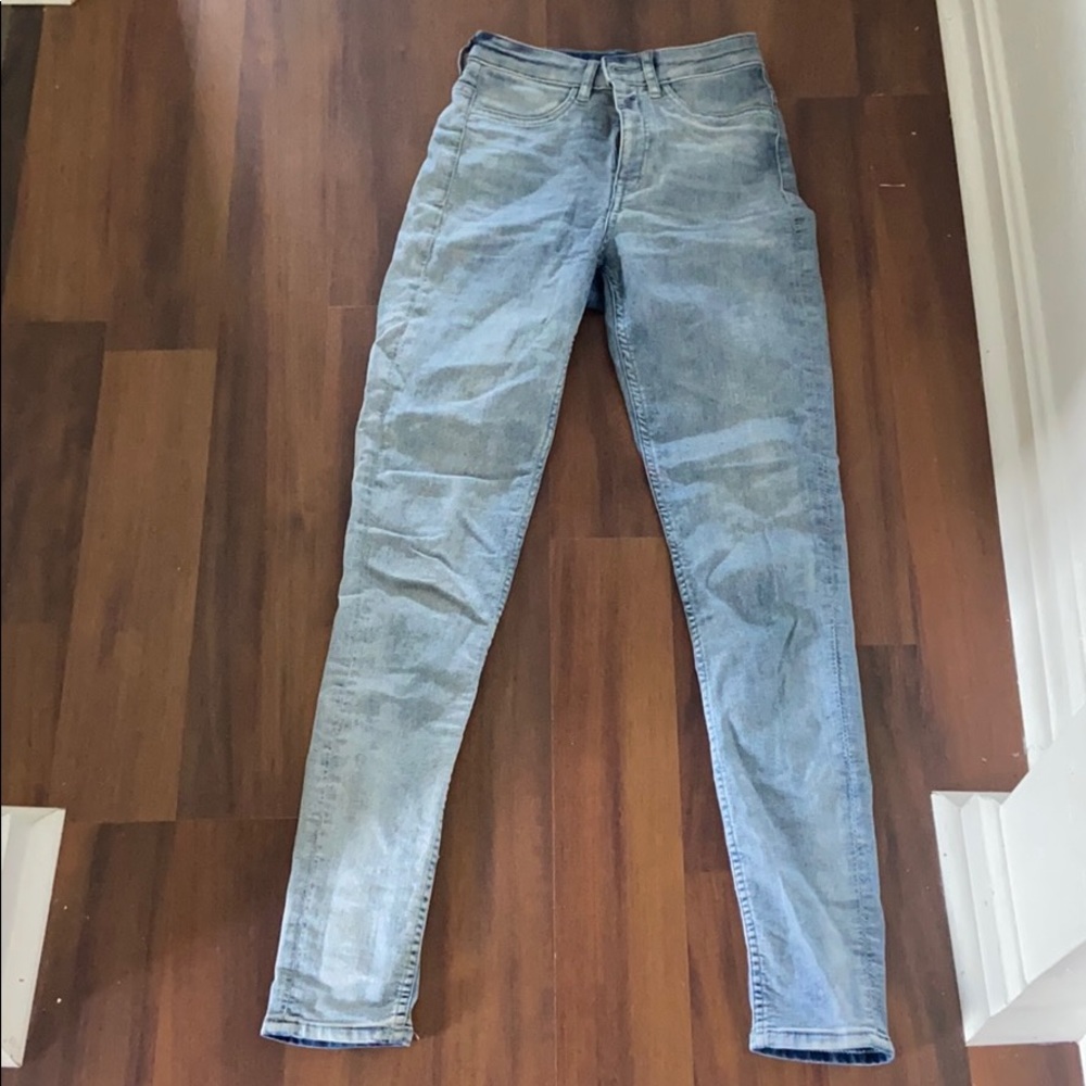 H&M High Waisted Jeans